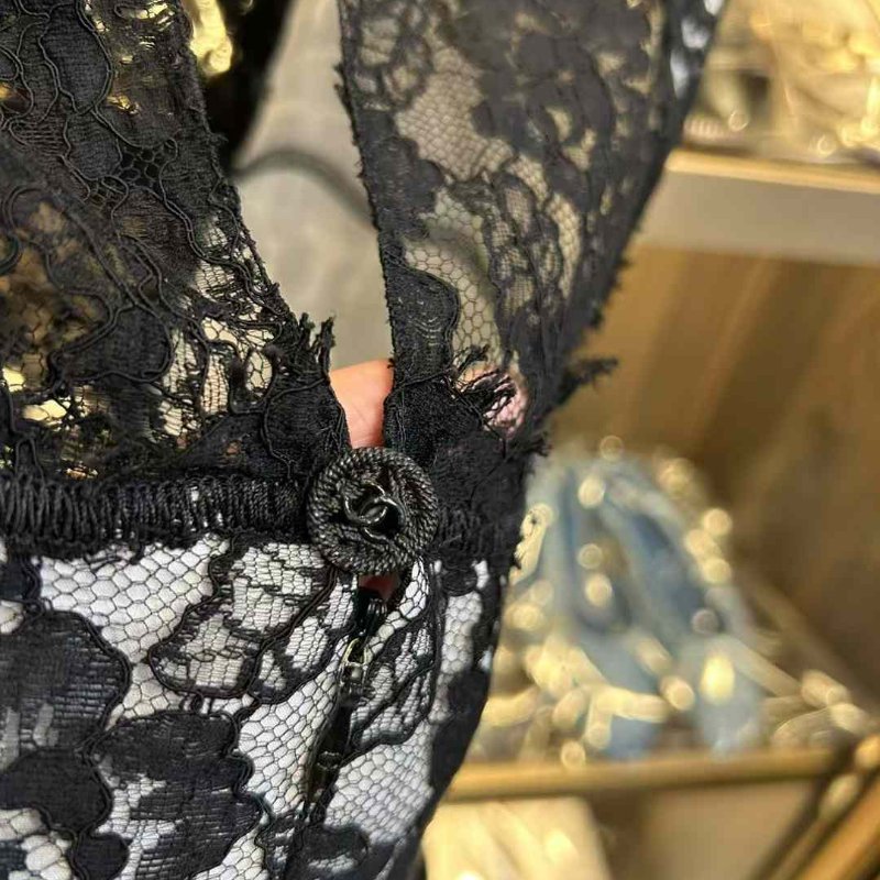 CHANEL 蕾絲上衣 34號 非常新-2