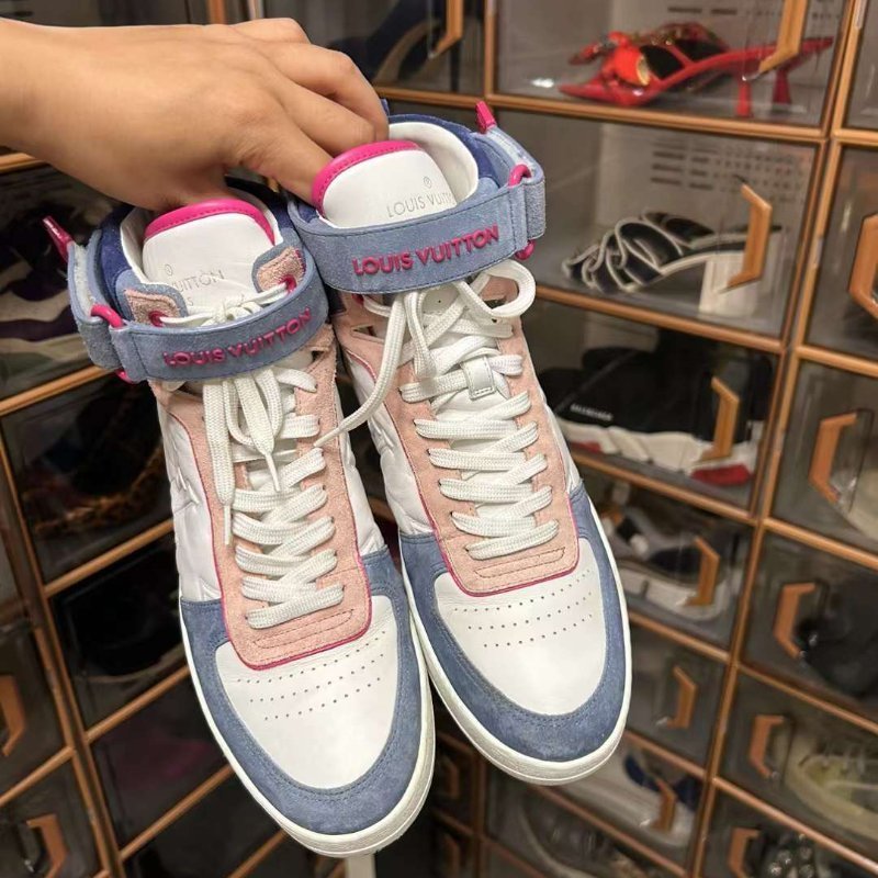 Lv板鞋 尺寸37.5碼 很新-1