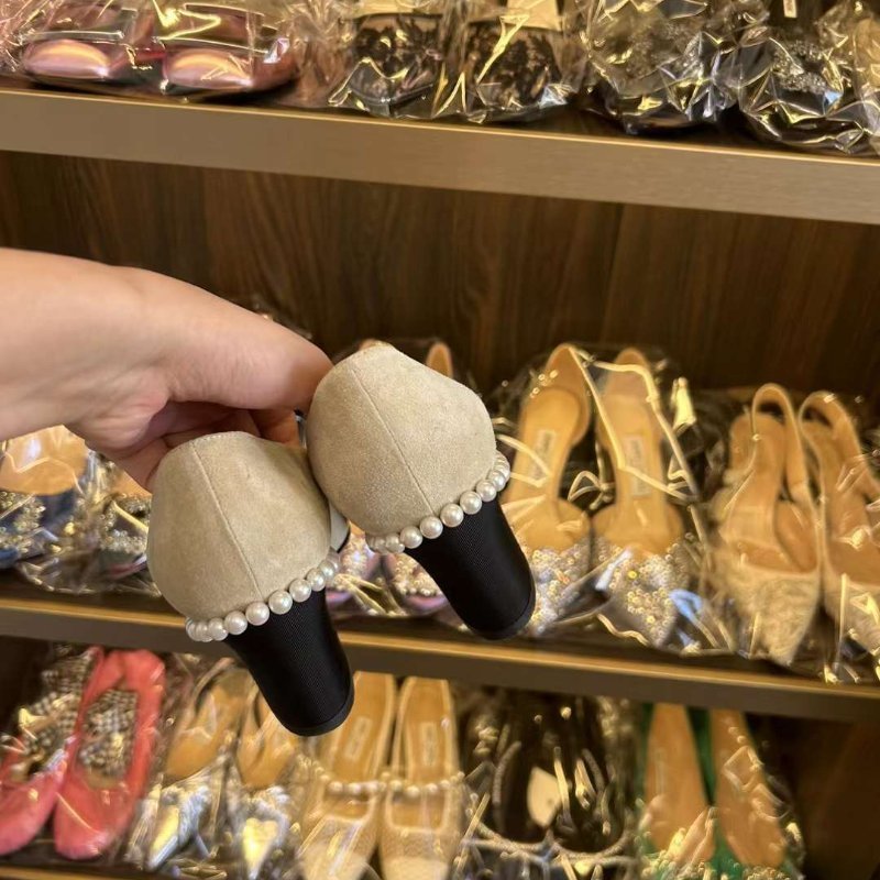 CHANEL 珍珠跟 原價五萬多 尺寸37.5碼 只穿一次非常新 已貼底 鞋頭雙C 經典百搭款-2