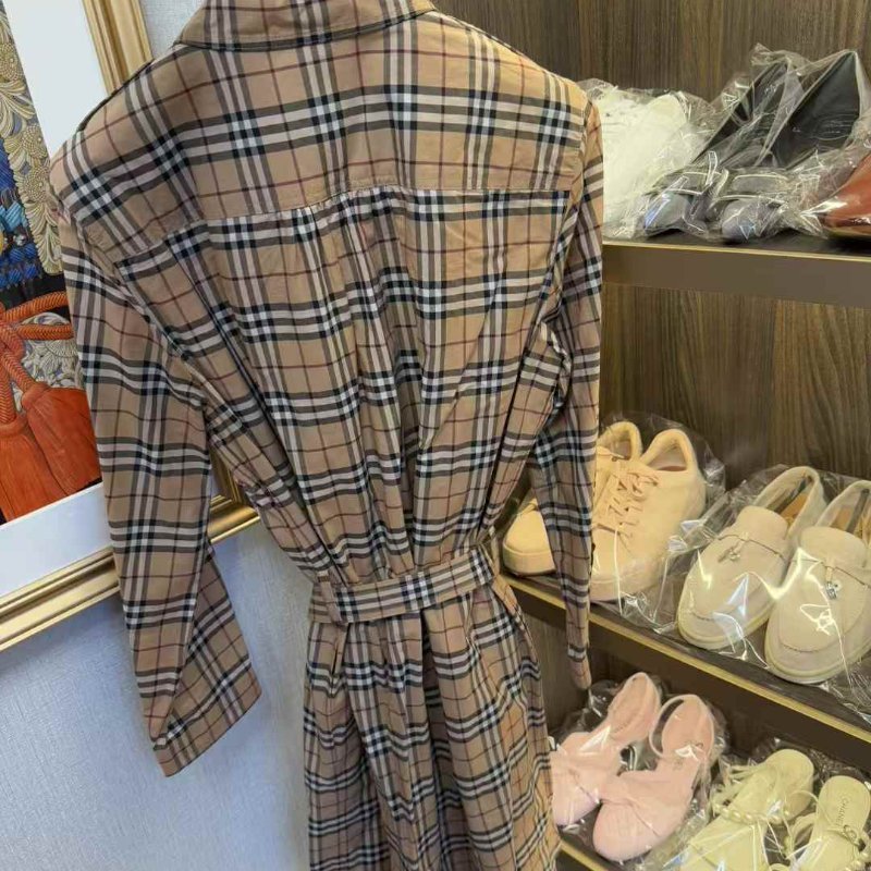 burberry uk8 洋裝 非常新 經典格子-2
