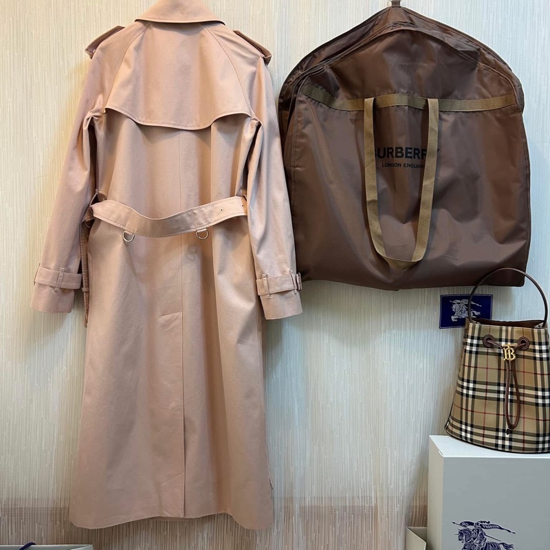 BURBERRY英國黑標滑鐵盧長款風衣-6