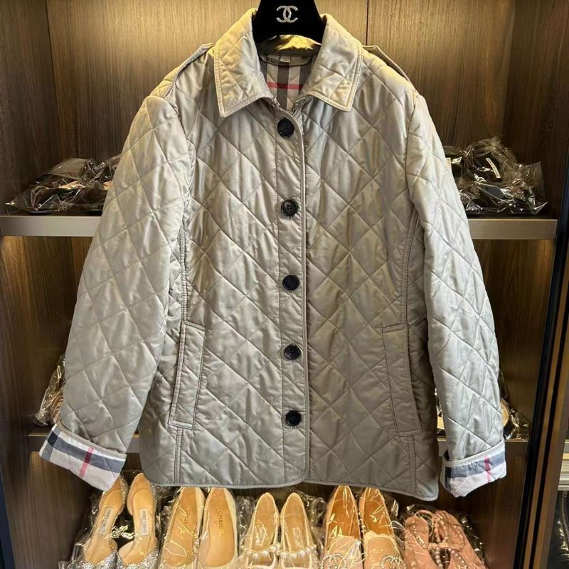 BURBERRY 棉服 尺寸XL 非常新 經典款-0