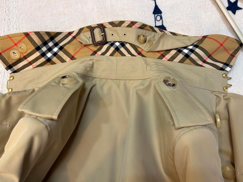 BURBERRY 英國黑標蜜色兩件式長風衣-11