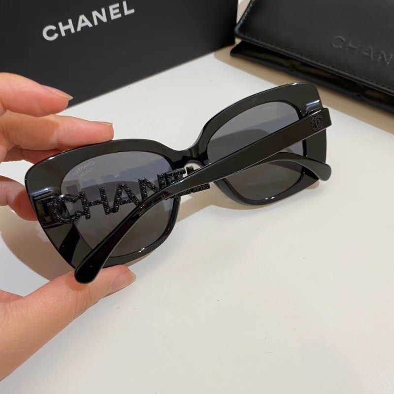 Chanel 🔥斷貨王 趙露思 辛芷蕾同款 黑鑽腿鑲鑽太陽眼鏡 全新全配-2
