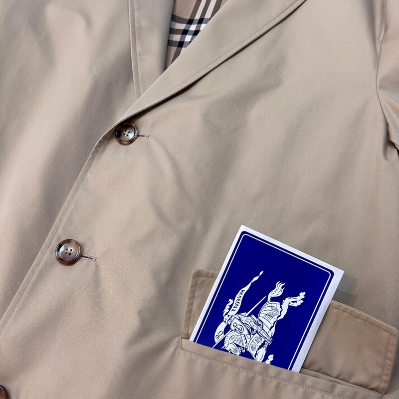 BURBERRY英國黑標男款蜜色風衣-10