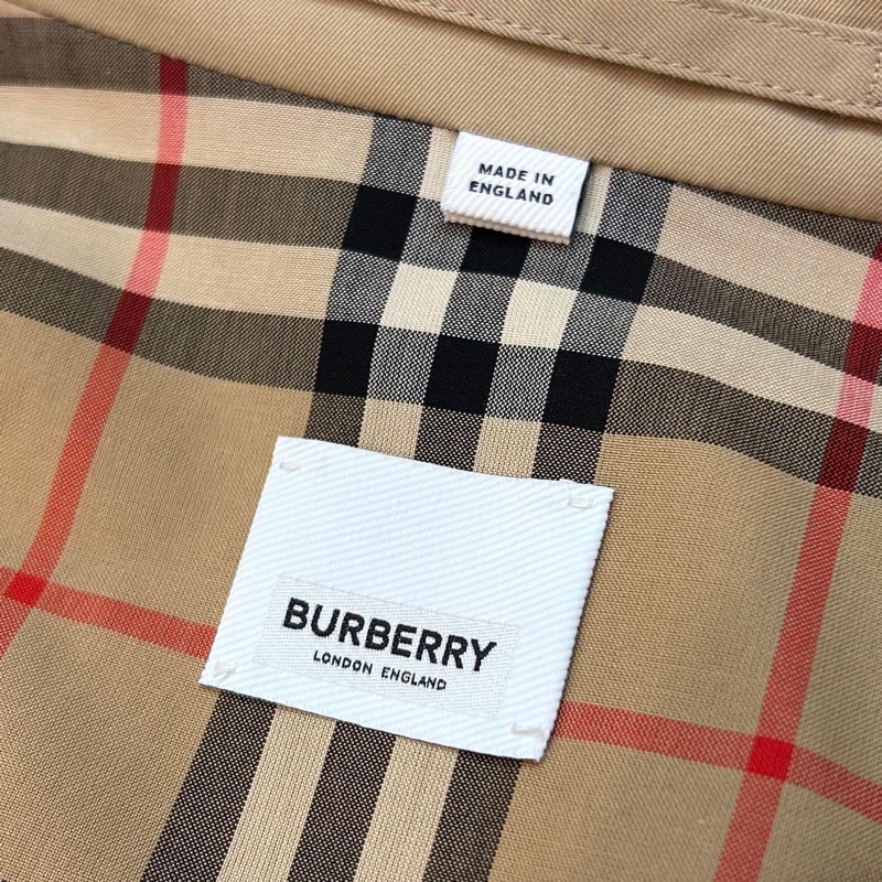 BURBERRY英國黑標男款蜜色風衣-15