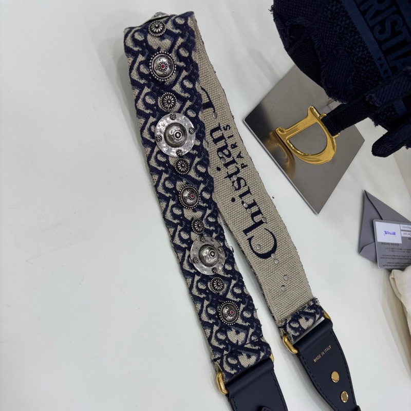 Dior 迪奧 馬鞍包 中號 藍色牛仔拼接刺繡帆布金扣手提包腋下包 底長25.5cm 19年編碼-8