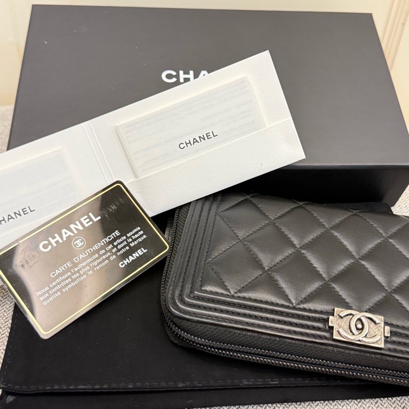 真品 CHANEL Boy Chanel 菱格紋 CoCo Mark 黑色小羊皮拉鍊長夾 全套-5