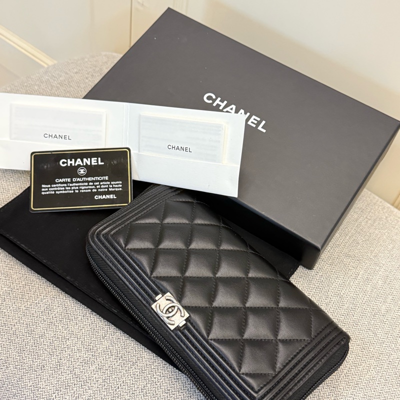 真品 CHANEL Boy Chanel 菱格紋 CoCo Mark 黑色小羊皮拉鍊長夾 全套-7