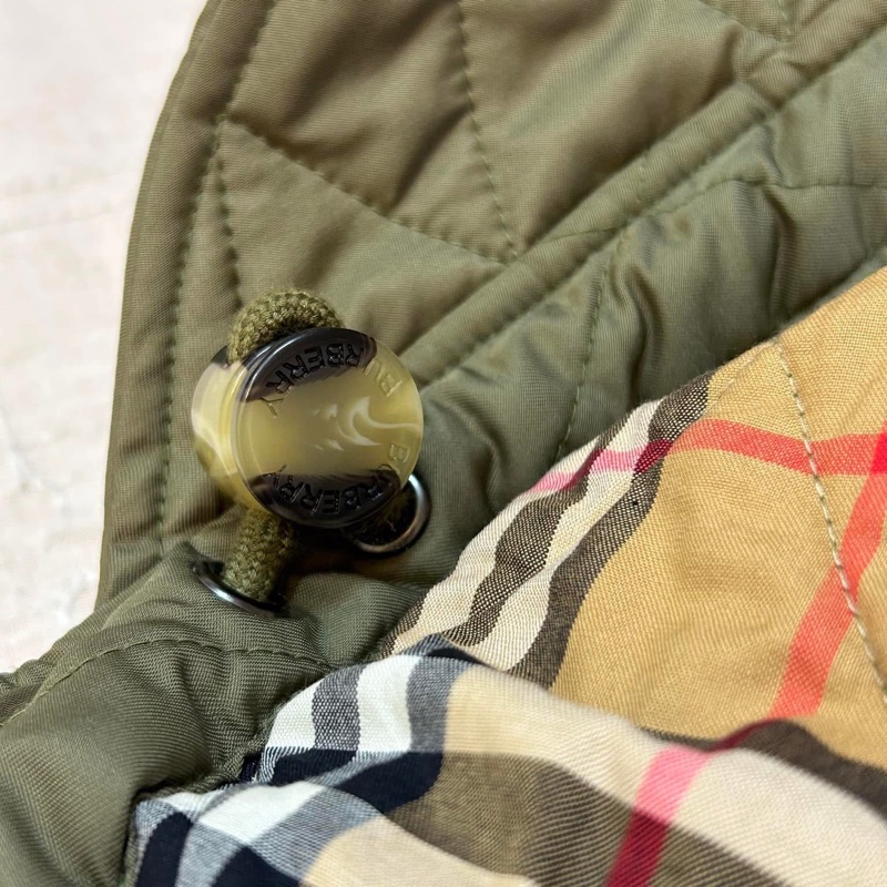 BURBERRY英國黑標軍綠絎縫連帽大衣-15