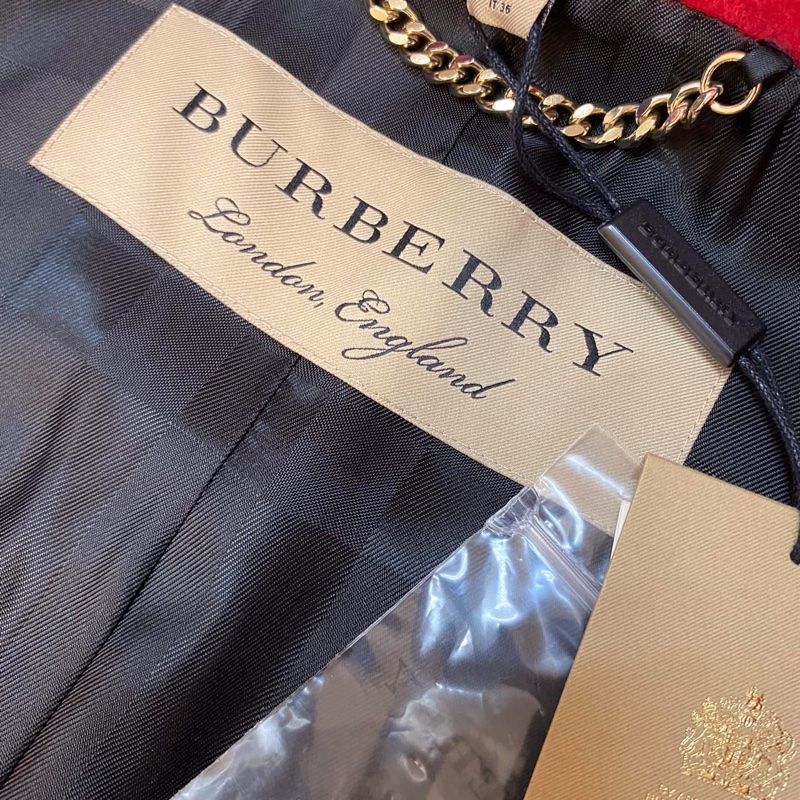 BURBERRY英國黑標繽紛鮮紅色燈籠袖羊毛大衣-13