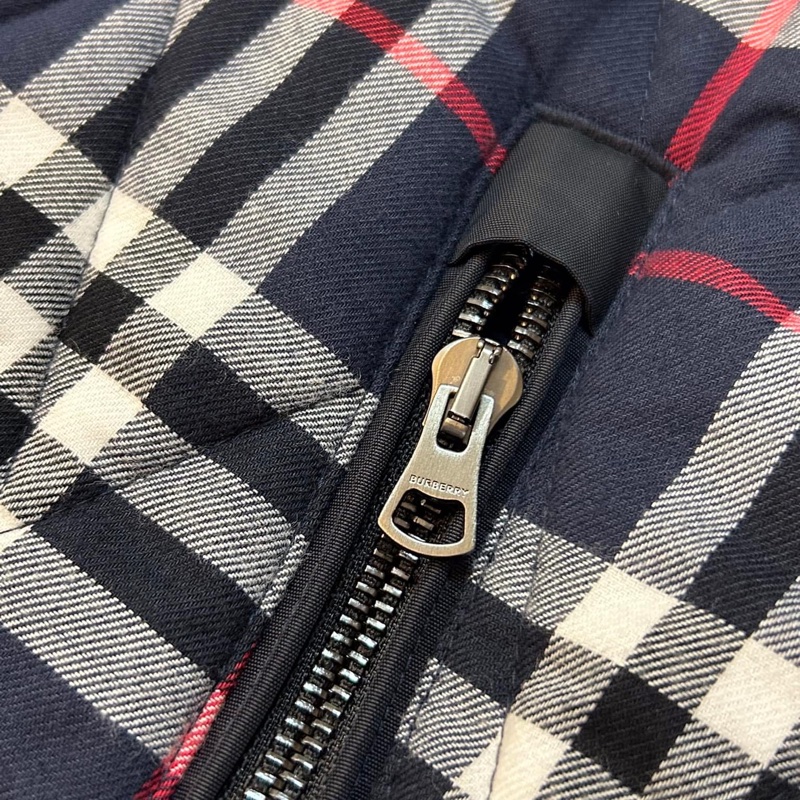 BURBERRY英國黑標男款海軍藍格紋外套-10