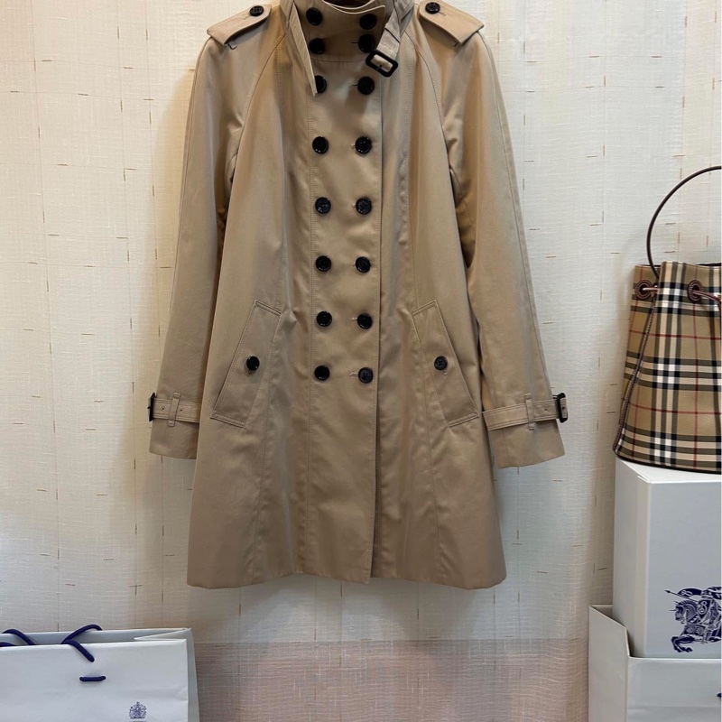 BURBERRY LONDON蜜色風衣-0