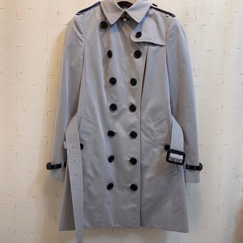 BURBERRY英國黑標雪花灰皮帶款風衣-3