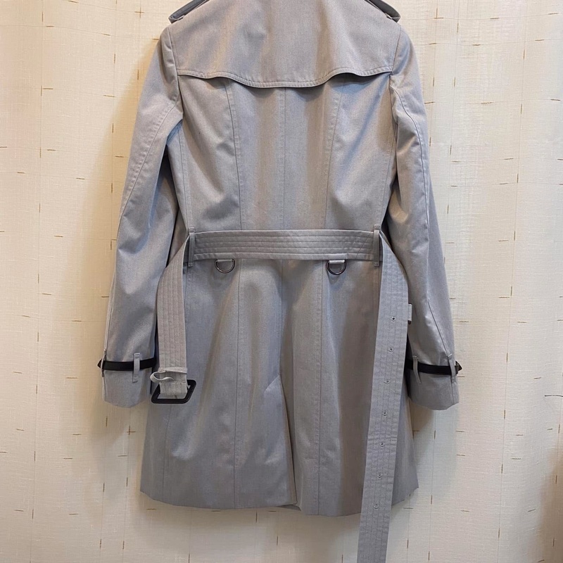 BURBERRY英國黑標雪花灰皮帶款風衣-5