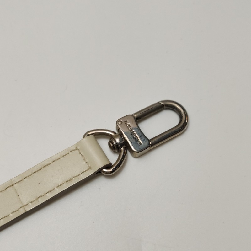 Louis Vuitton(LV)Brea醫生包中號牛皮水波紋鉚釘裝飾單肩包尺-10