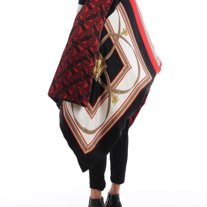 BURBERRY英國黑標典藏圍巾印花絲緞寬鬆披肩/緋紅-5