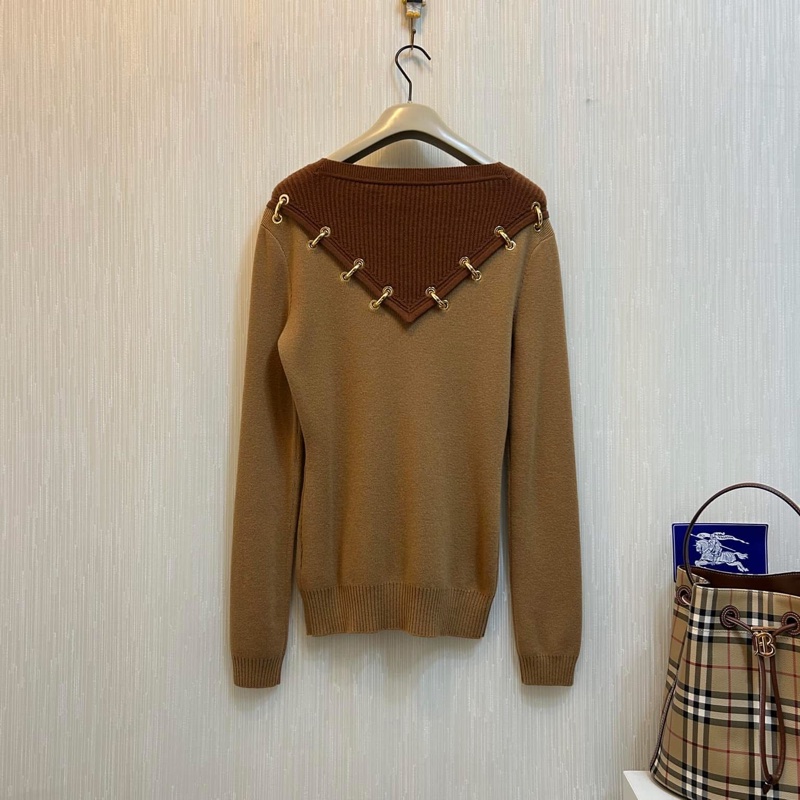 BURBERRY英國黑標金屬環裝飾雙色羊毛針織衫/暖駝色-4