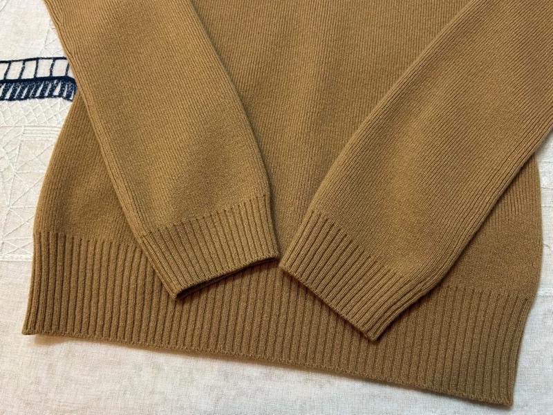 BURBERRY英國黑標金屬環裝飾雙色羊毛針織衫/暖駝色-6