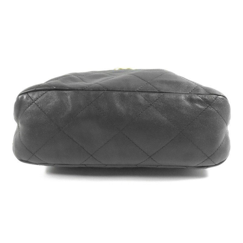 CHANEL 牛皮皮革Hobo Bag金扣肩背袋-3