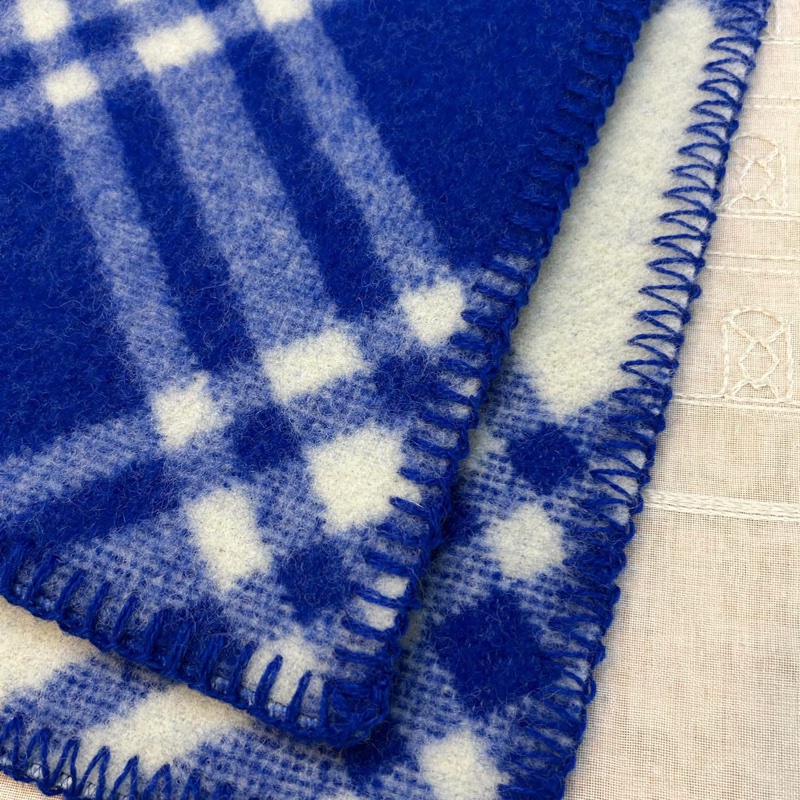 BURBERRY英國黑標騎士藍格紋連帽圍巾-9