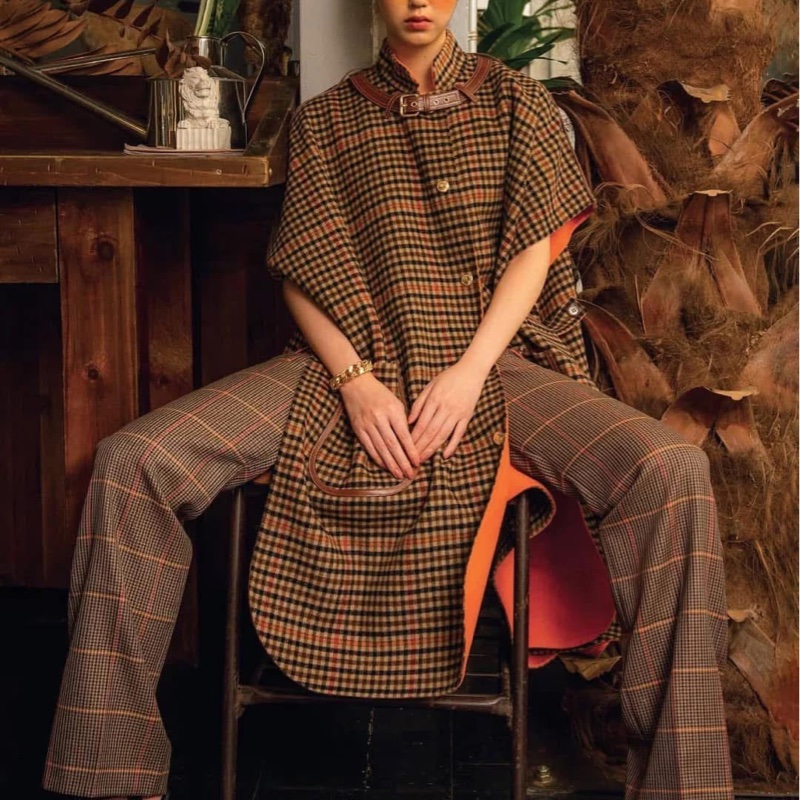 BURBERRY英國黑標雙面格紋披肩斗篷XS/S-1