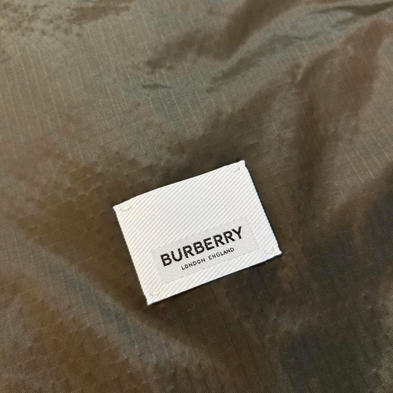 BURBERRY英國黑標格紋絎縫外套-11