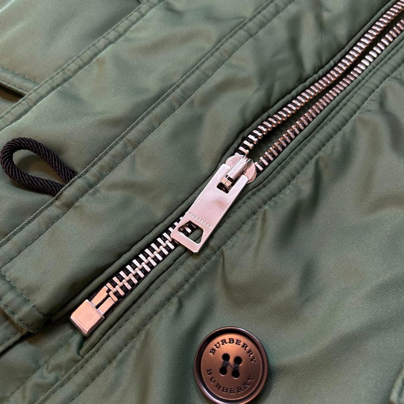 BURBERRY英國黑標草綠色兩件式風衣-10
