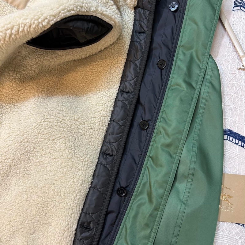 BURBERRY英國黑標草綠色兩件式風衣-17