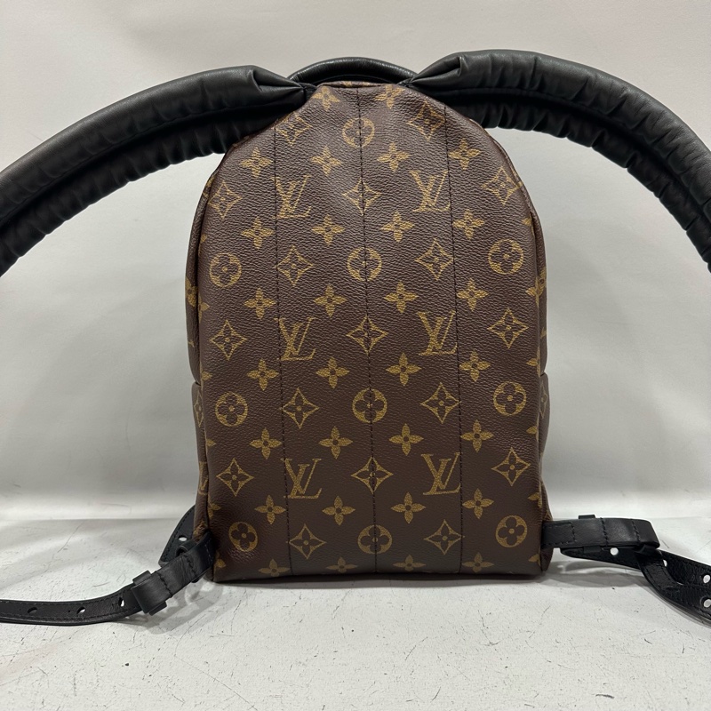 LV M44871 原花金釦後背包 palm pm-3