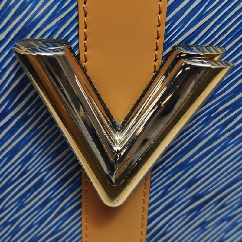 Louis Vuitton (LV) Twist 中型 牛皮 拼色 釘鑽裝飾 旋轉鎖扣 斜背包 單肩包-10