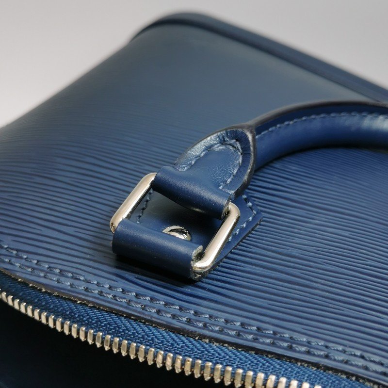 Louis Vuitton (LV) Alma 小號 牛皮 水波紋 貝殼包 手提包-10