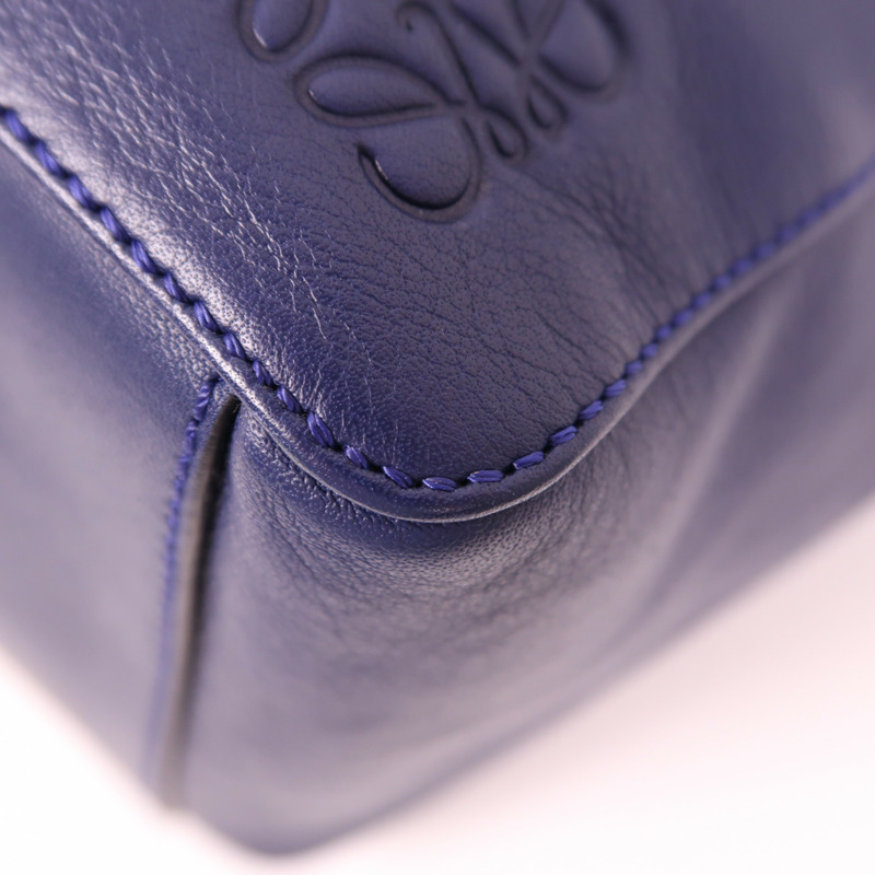 LOEWE 牛皮皮革Shoulder Bag銀扣鏈帶肩背袋-9