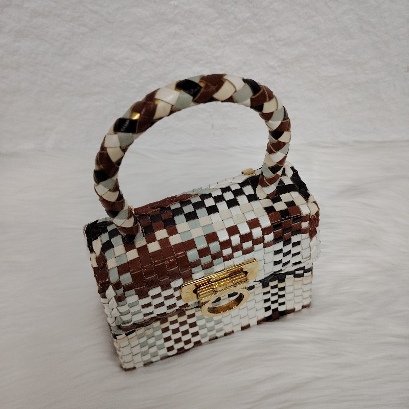 Ferragamo TOP HANDLE 羊皮藤編 拼色 小號-4