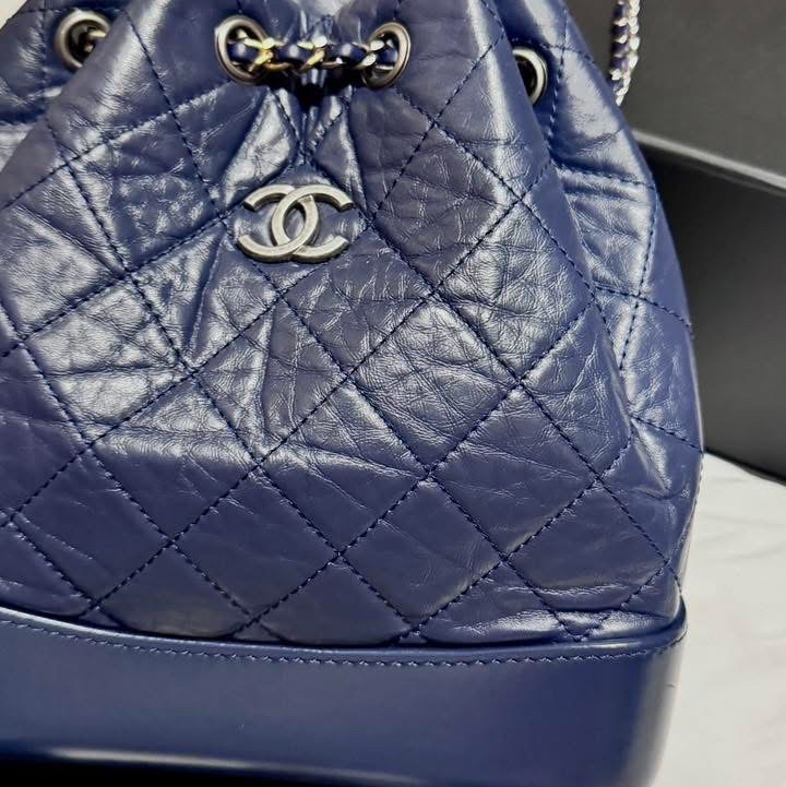 9.5新 Chanel深藍流浪後背包-14