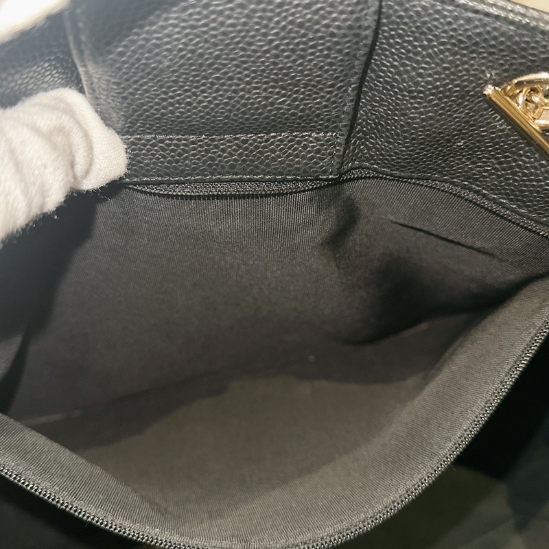 莉亞精品♡ Chanel黑金托特包 近新美包-14