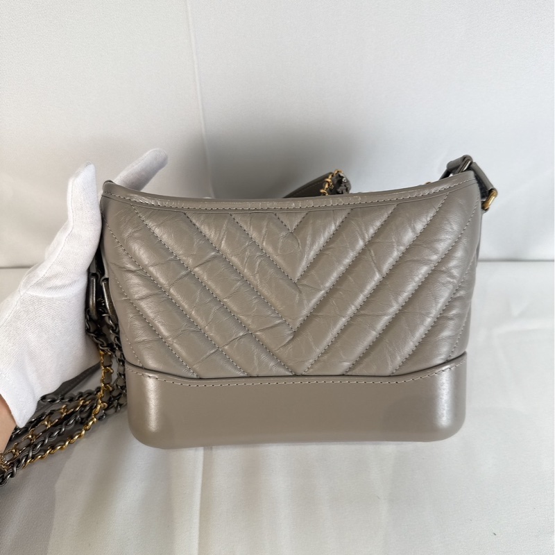 莉亞精品♡ Chanel 小號流浪包 灰 近新美包-12
