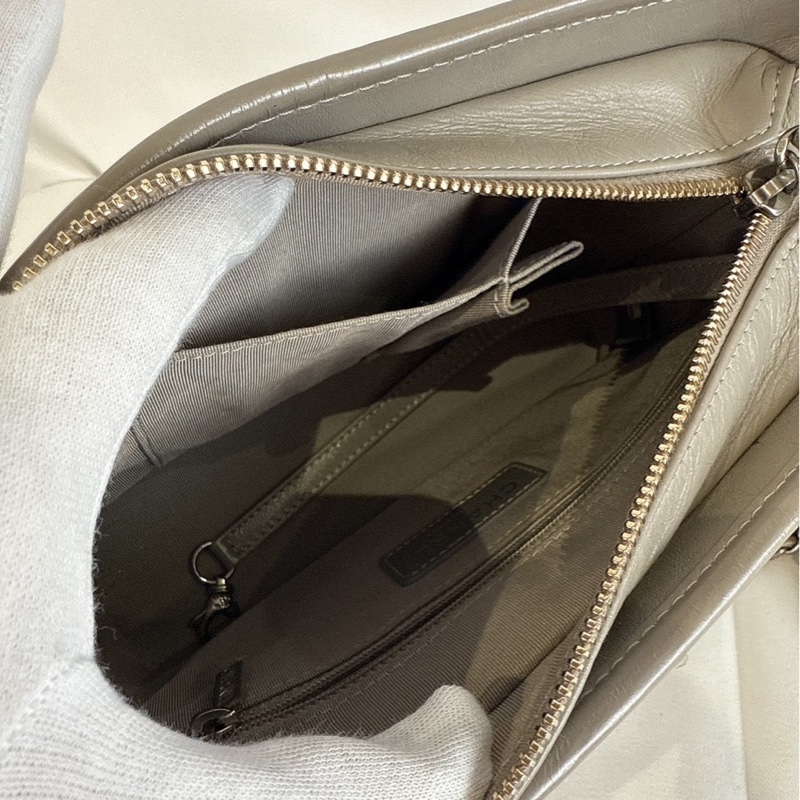 莉亞精品♡ Chanel 小號流浪包 灰 近新美包-15