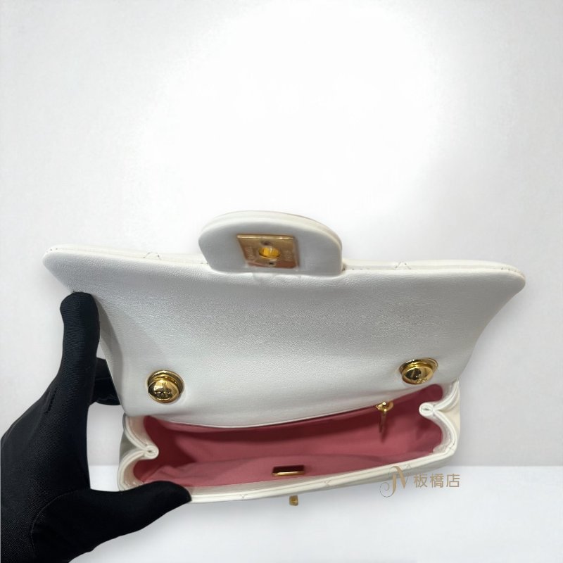 CHANEL包包  白羊皮金鍊把手MINI COCO AS3723-5