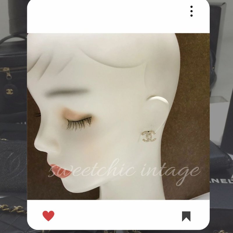 8月新品上架 🔥💖 ✨超美新到 ！香奈兒 Chanel 金色CC 水鑽耳環 🔥 香奈兒熱賣款 香奈兒耳環 CHANEL EARRING-1
