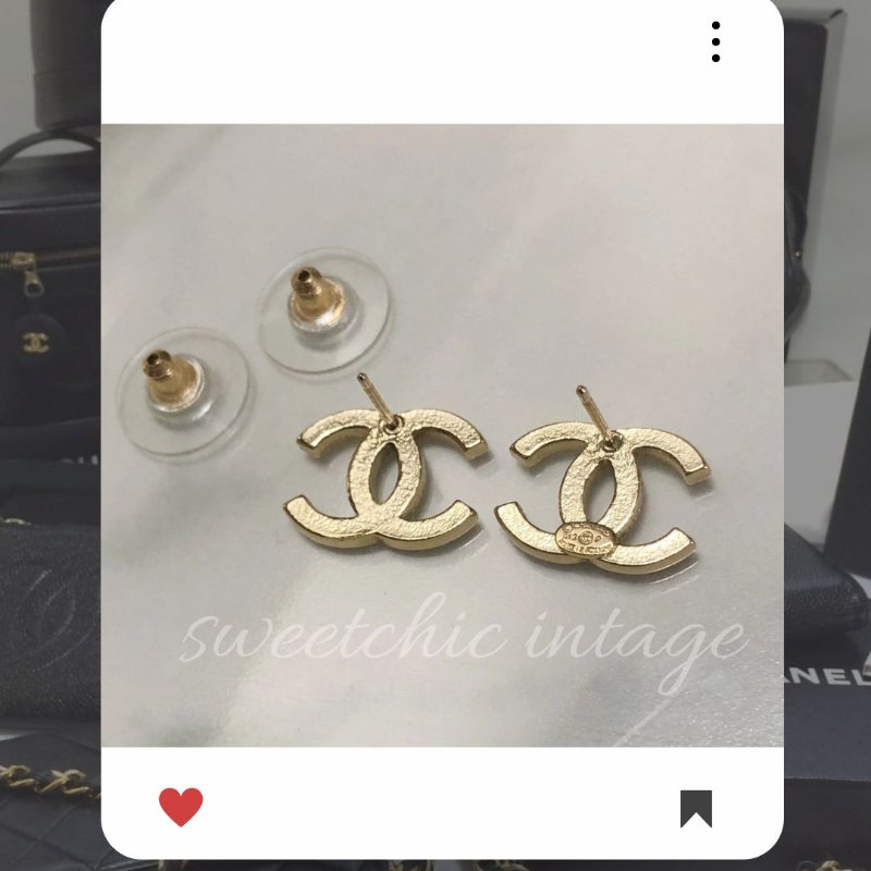 8月新品上架 🔥💖 ✨超美新到 ！香奈兒 Chanel 金色CC 水鑽耳環 🔥 香奈兒熱賣款 香奈兒耳環 CHANEL EARRING-2