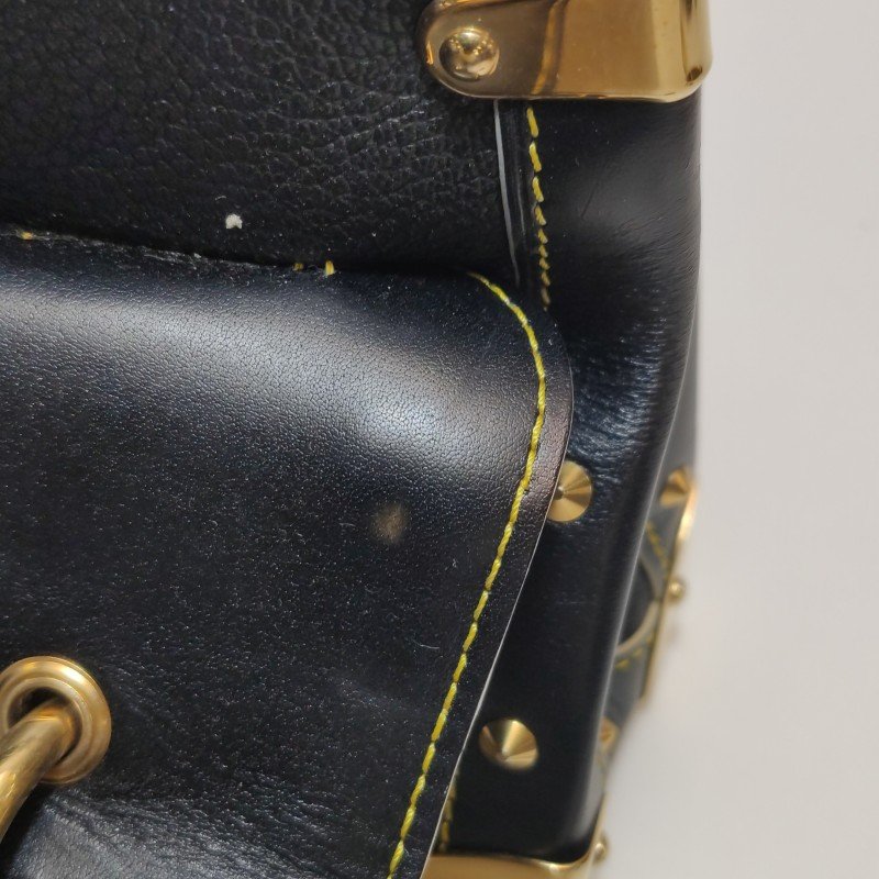 Louis Vuitton (LV) Suhali 蘇哈里 中號 牛皮羊皮 S-lock 鉚釘 單肩包-8