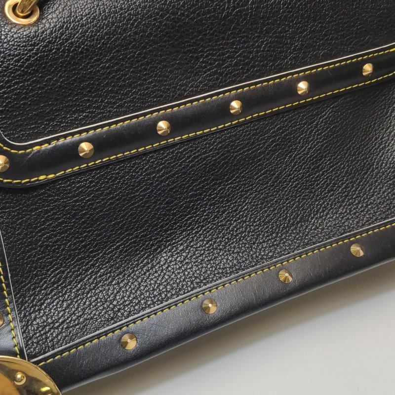 Louis Vuitton (LV) Suhali 蘇哈里 中號 牛皮羊皮 S-lock 鉚釘 單肩包-21