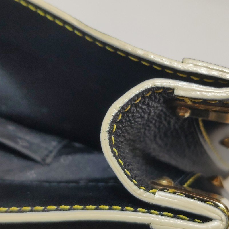 Louis Vuitton (LV) Suhali 蘇哈里 中號 牛皮羊皮 S-lock 鉚釘 單肩包-23