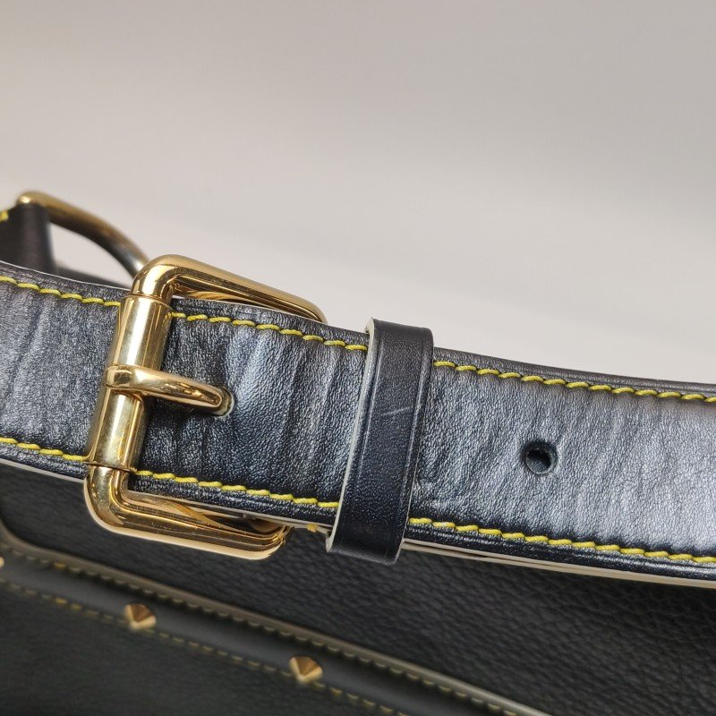 Louis Vuitton (LV) Suhali 蘇哈里 中號 牛皮羊皮 S-lock 鉚釘 單肩包-26