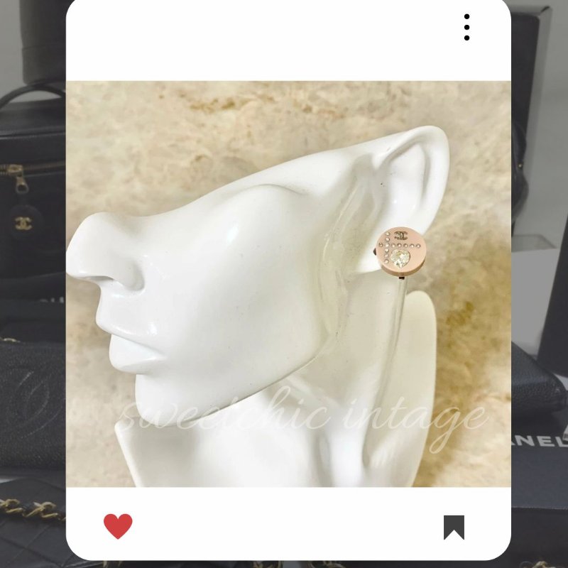 8月新品上架 🔥💖 ✨超可愛 ！香奈兒 Chanel 復古少女粉CC 耳夾 🔥 香奈兒熱賣款 香奈兒耳環 CHANEL EARRING-3