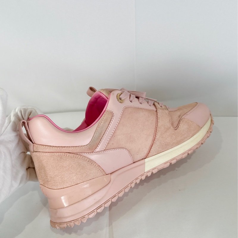 莉亞精品♡ LV RUNAWAY限定款粉色 二手美鞋-9