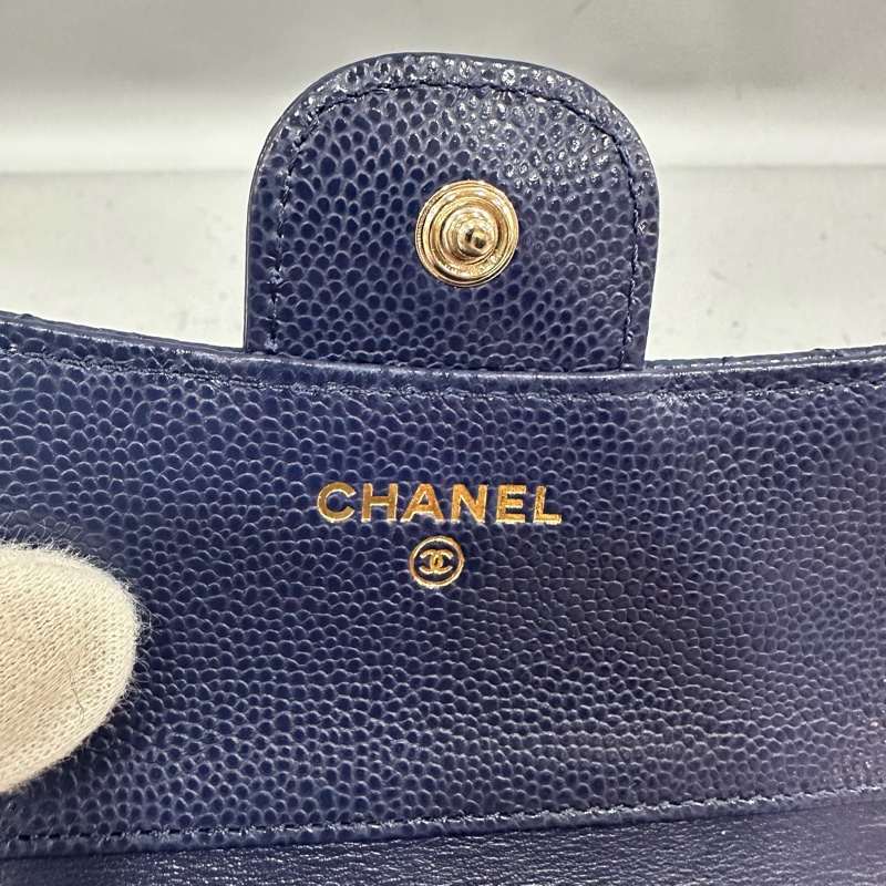Chanel AP0231 閃電紫色荔枝皮金釦三折短夾-16