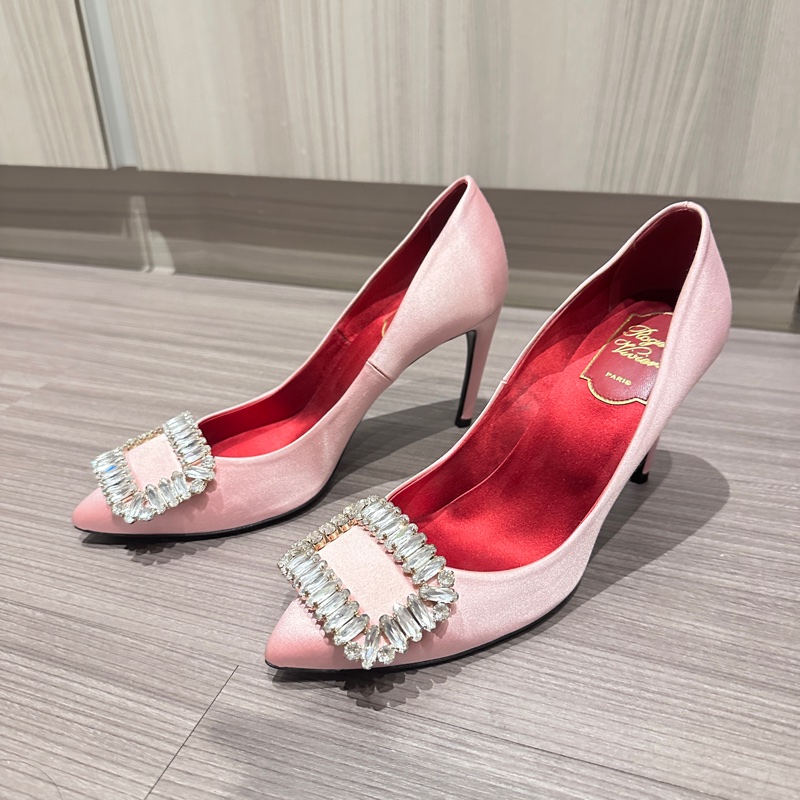 Roger Vivier 超閃方鑽扣粉色緞面高跟鞋-1