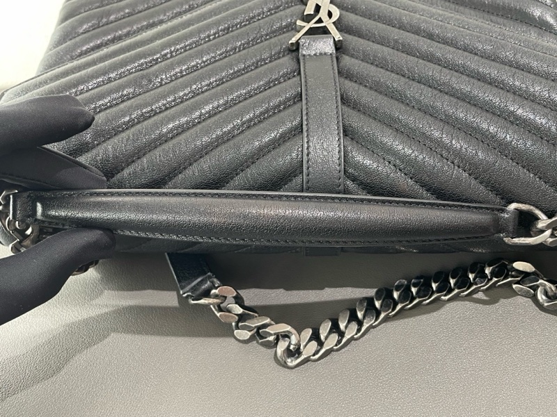 YSL聖羅蘭College大號 黑銀全皮V紋郵差包肩背包-24